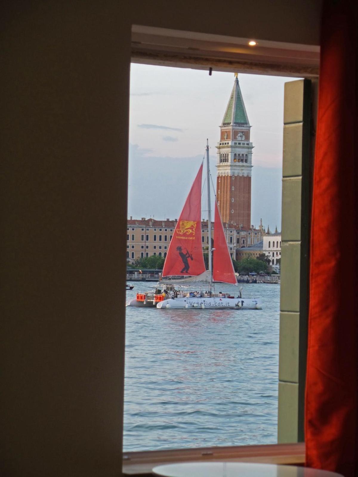 3 Windows On St - Waterfront * Venedig